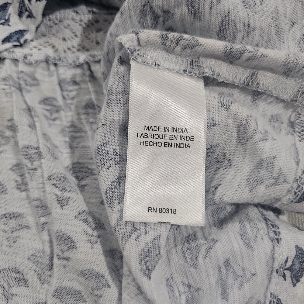 Lucky Brand Blue Paisley Top Small - Picture 7 of 7